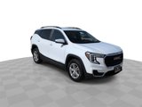 Used 2023 GMC Terrain SLE w/ Driver Convenience Package image 2