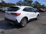 Used 2022 Ford Escape SE image 4