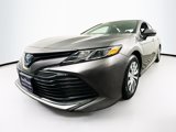 Used 2019 Toyota Camry LE image 3