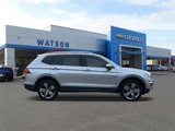 Used 2021 Volkswagen Tiguan SEL image 2