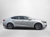 Used 2017 Kia Cadenza Technology image 2