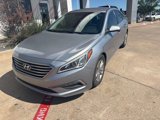 Used 2015 Hyundai Sonata SE image 2