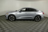 Used 2022 Audi e-tron Premium Plus w/ Premium Plus Package image 6