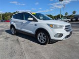 Used 2017 Ford Escape SE image 2