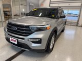 Used 2020 Ford Explorer XLT w/ Equipment Group 202A image 4