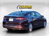 Used 2017 Ford Fusion SE w/ Fusion SE Technology Package image 3