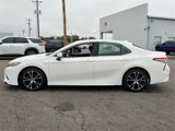 Used 2019 Toyota Camry SE image 4