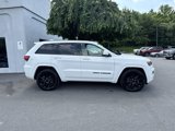 Used 2021 Jeep Grand Cherokee Laredo X image 2