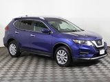 Used 2019 Nissan Rogue SV image 2