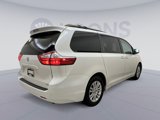 Used 2017 Toyota Sienna XLE image 5
