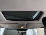 Used 2016 Land Rover LR4 HSE Silver Edition image 4