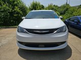 Used 2021 Chrysler Voyager Lxi image 2