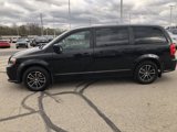 Used 2019 Dodge Grand Caravan SE image 4