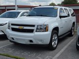 Used 2014 Chevrolet Suburban LS image 2