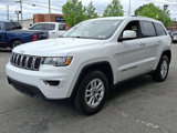 Used 2020 Jeep Grand Cherokee Laredo image 3