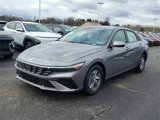 New 2025 Hyundai Elantra SE image 2