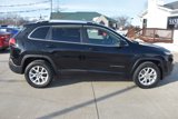 Used 2017 Jeep Cherokee Latitude image 3