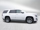 Used 2016 Cadillac Escalade Luxury image 2
