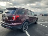 Used 2018 Ford Explorer XLT w/ Equipment Group 202A image 4