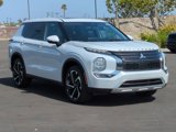 Used 2022 Mitsubishi Outlander SE image 3