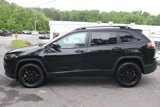 Used 2023 Jeep Cherokee Altitude Lux image 4