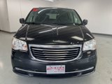 Used 2013 Chrysler Town & Country Touring image 3