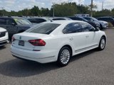 Used 2017 Volkswagen Passat 1.8T SE image 4