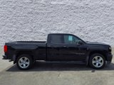 Used 2017 Chevrolet Silverado 1500 Custom w/ Custom Convenience Package image 2