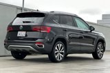 Used 2024 Volkswagen Taos SE image 3