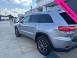 Used 2018 Jeep Grand Cherokee Laredo image 5