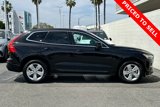 Used 2022 Volvo XC60 B5 Momentum image 3