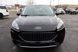 Used 2022 Ford Escape SE w/ Cold Weather Package image 2