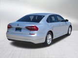 Used 2018 Volkswagen Passat 2.0T S image 6
