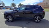 Used 2024 Jeep Compass Limited image 5