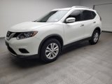 Used 2016 Nissan Rogue SV image 2