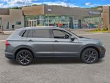 Used 2023 Volkswagen Tiguan SE image 2