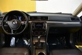 Used 2018 Volkswagen Passat 2.0T SE image 2