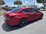 Used 2023 Nissan Altima 2.5 SR w/ SR Premium Package image 4