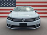 Used 2017 Volkswagen Passat 1.8T SEL Premium image 2