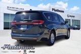 New 2025 Chrysler Pacifica Select image 5