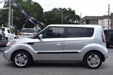 Used 2010 Kia Soul + image 4
