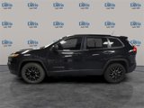 Used 2015 Jeep Cherokee Sport image 2