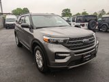 Used 2022 Ford Explorer XLT w/ Equipment Group 202A image 3