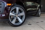 Certified 2025 Porsche Macan image 4