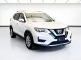 Used 2017 Nissan Rogue SV image 3