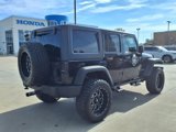 Used 2017 Jeep Wrangler Unlimited Rubicon w/ Cold Weather Group image 2