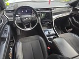 Used 2021 Jeep Grand Cherokee L Laredo image 2