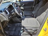 Used 2018 Jeep Renegade Latitude image 4