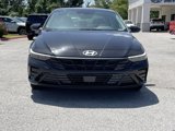 New 2025 Hyundai Elantra SEL image 2