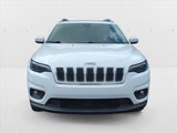 Used 2019 Jeep Cherokee Latitude w/ Cold Weather Group image 2